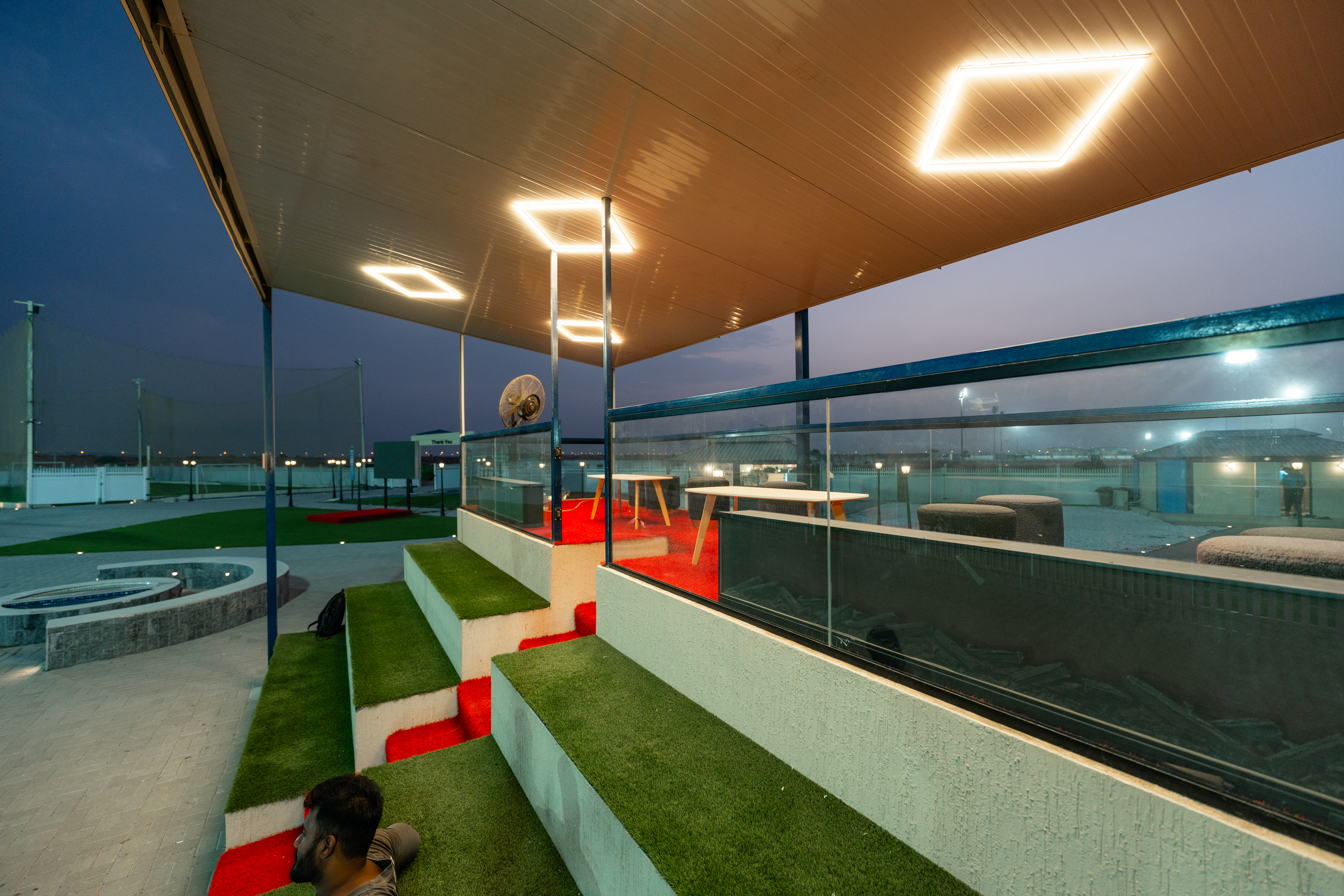 Public Seating & Spectator Zones